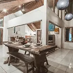 Villa Indigo